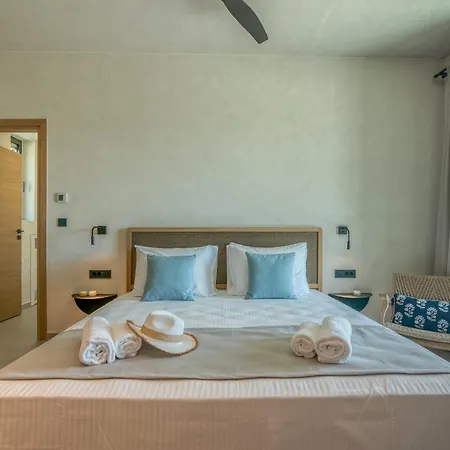 Villa Living Well Homes North & South *